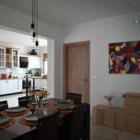 Mika's B Luxury House Near Faliraki Lejlighed *
