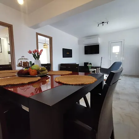 Mika's B Luxury House Near Faliraki Lejlighed Kalithies